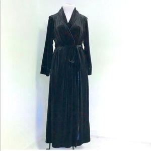 Soma Velvet Robe